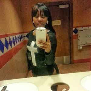 Meet your Posher, Sheena